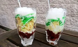 Chè ba màu vào 100 món tráng miệng ngon nhất châu Á