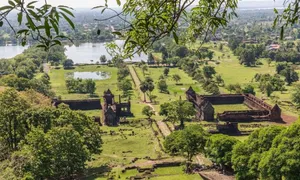 Đền thờ linga hơn 1.000 năm ở Lào