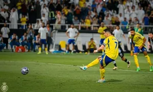 Ronaldo ghi bàn phạt đền ở phút bù